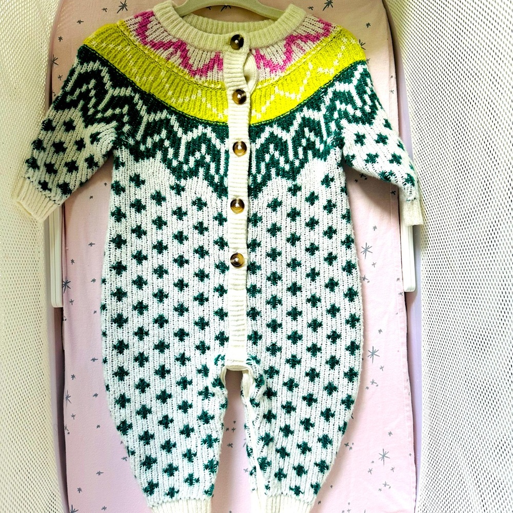 Old Navy one piece sweater 0-3 months